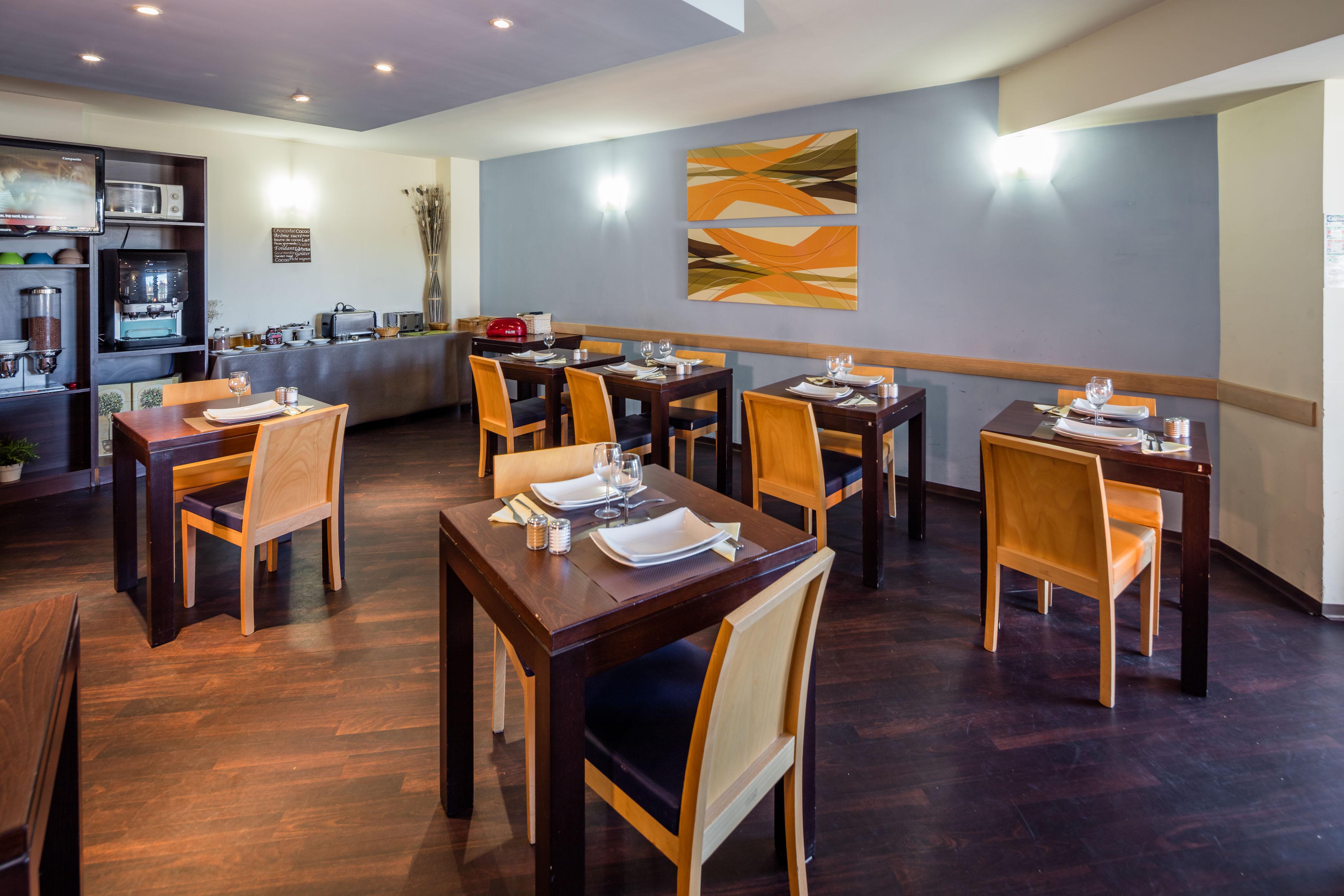 Noemys Toulon La Valette - Hotel Restaurant Avec Piscine エクステリア 写真