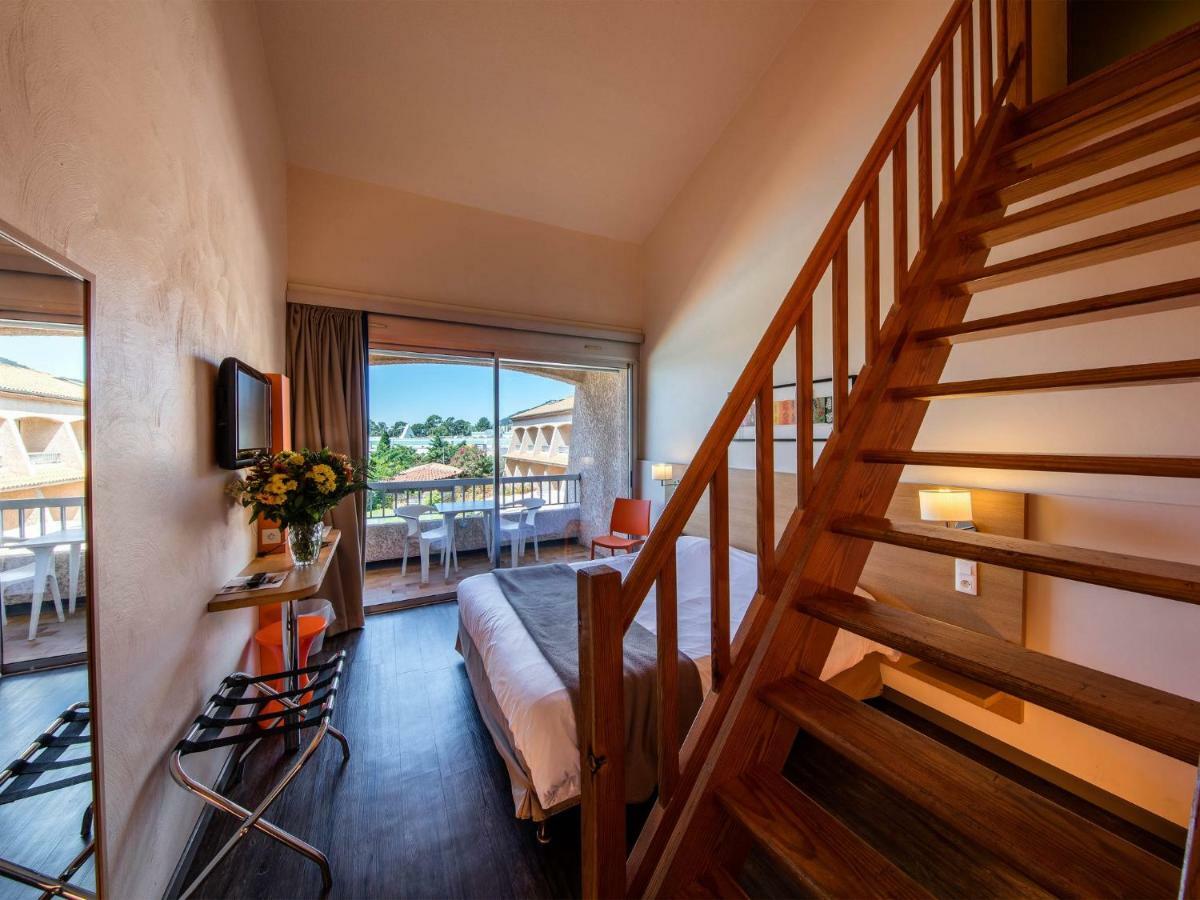 Noemys Toulon La Valette - Hotel Restaurant Avec Piscine 部屋 写真