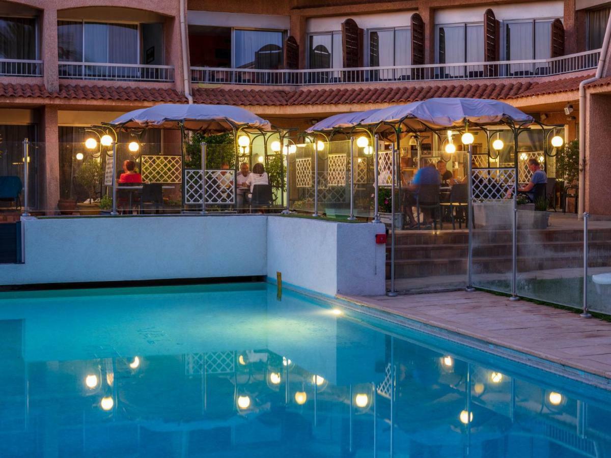 Noemys Toulon La Valette - Hotel Restaurant Avec Piscine エクステリア 写真